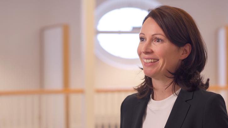 5 Minuten mit: Prof. Linda Kuschel 5 Minuten mit: Prof. Linda Kuschel