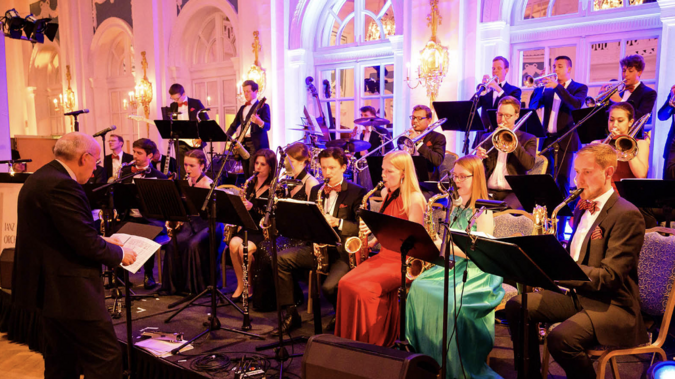 Jazz, Jazz, Jazz, zwei BigBands machen Soli für Stubnitz Jazz, Jazz, Jazz, zwei BigBands machen Soli für Stubnitz