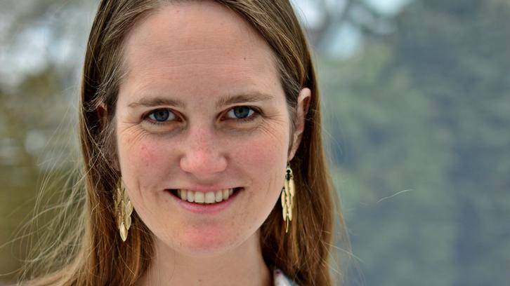 Svenja Länder wird neue Leiterin des Zentrums für Studium Generale und Persönlichkeitsentwicklung Svenja Länder wird neue Leiterin des Zentrums für Studium Generale und Persönlichkeitsentwicklung