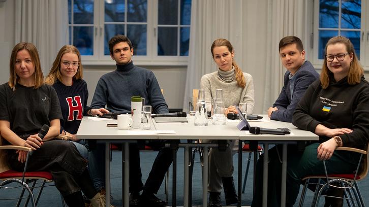 Studying in Hamburg, war at home Studying in Hamburg, war at home