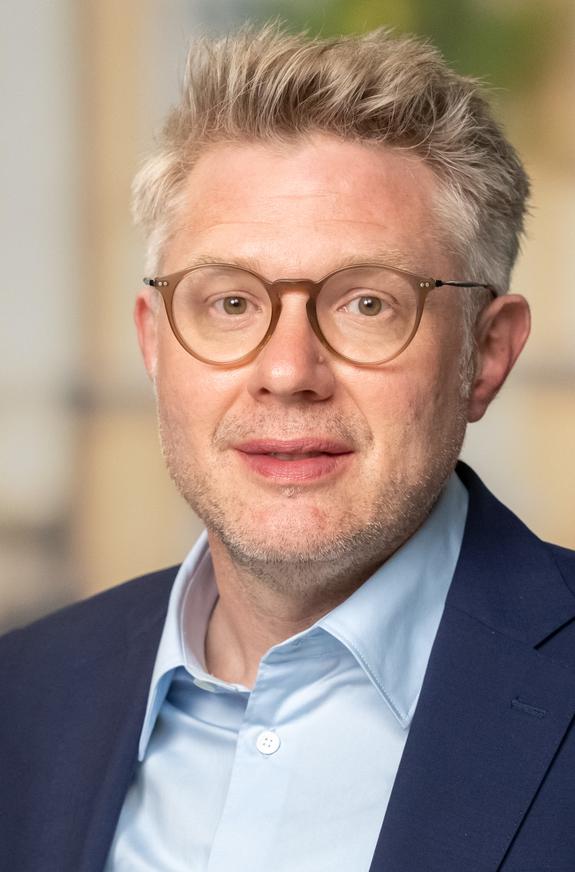 Prof. Christopher Bisping, LL.M.