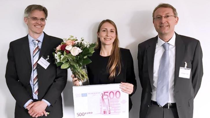 Ruge Krömer verleiht erneut Preis für beste Examensseminararbeit Ruge Krömer verleiht erneut Preis für beste Examensseminararbeit