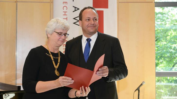 Congratulations to Prof. Dr. Carsten Jungmann, LL.M. (Yale) for his appointment as Honorary Professor at Bucerius Law School!