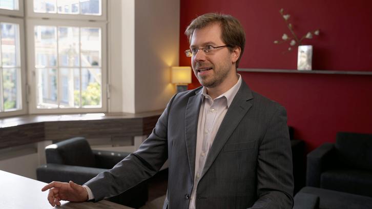 5 Minuten mit: Prof. Jens Prütting 5 Minuten mit: Prof. Jens Prütting