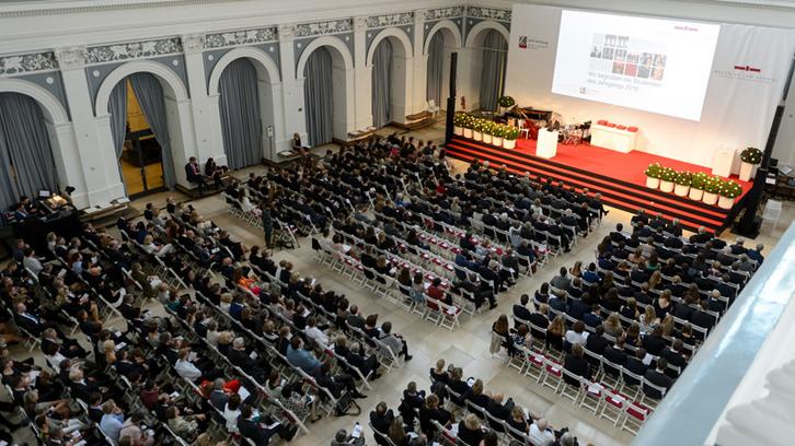 “Courage, Community, Excellence” – Bucerius Law School Celebrates the Beginning of a New School Year “Courage, Community, Excellence” – Bucerius Law School Celebrates the Beginning of a New School Year