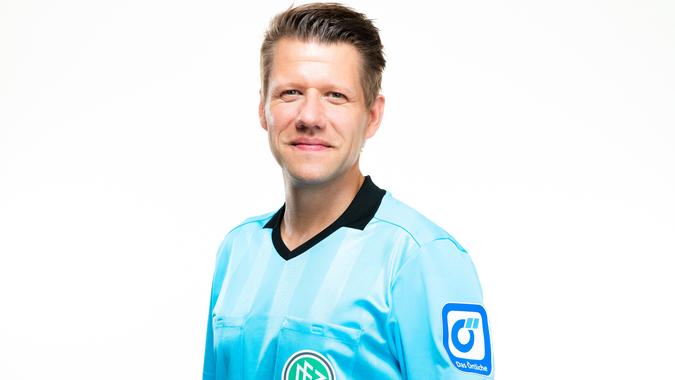 Wie viel Technik hält der Fußball aus? Wie viel Technik hält der Fußball aus?