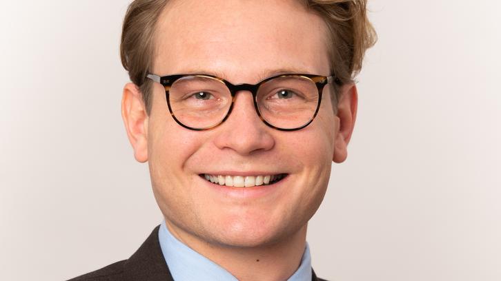 Johannes Arndt legt Arbeit über Bitcoin-Eigentum vor