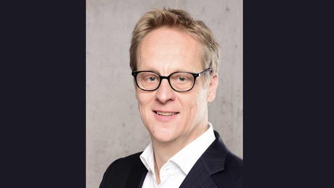 Challenges of Standardization of AI in Europe - Organisation, Conformity & Technology