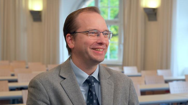 5 MINUTES WITH: PROFESSOR CHRISTOPH KUMPAN