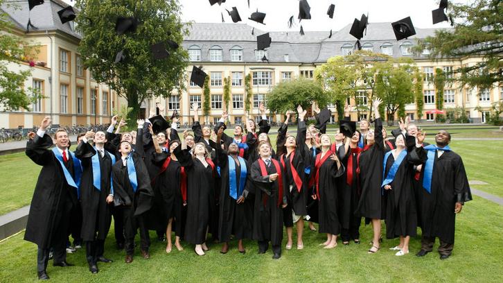 Master of Law and Business: Welcome & Graduation Ceremony 2018