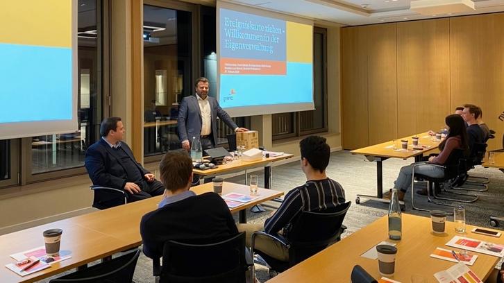 Das Unternehmen in der Krise – Zu Besuch bei PWC Das Unternehmen in der Krise – Zu Besuch bei PWC