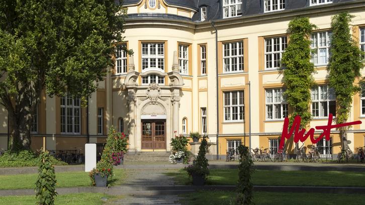 BUCERIUS ALUMNAE IN ACADEMIA
