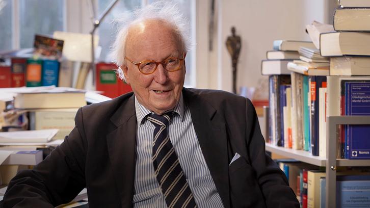 5 Minutes with: Prof. Karsten Schmidt