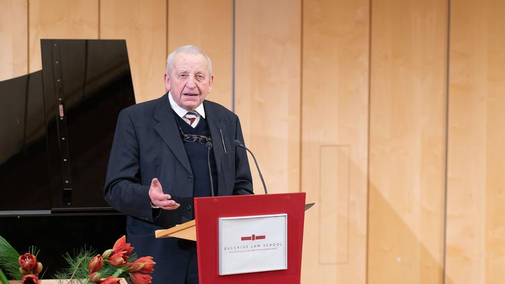 „In den Fängen des NS-Staates“ mit Dr. Tilman Pünder „In den Fängen des NS-Staates“ mit Dr. Tilman Pünder